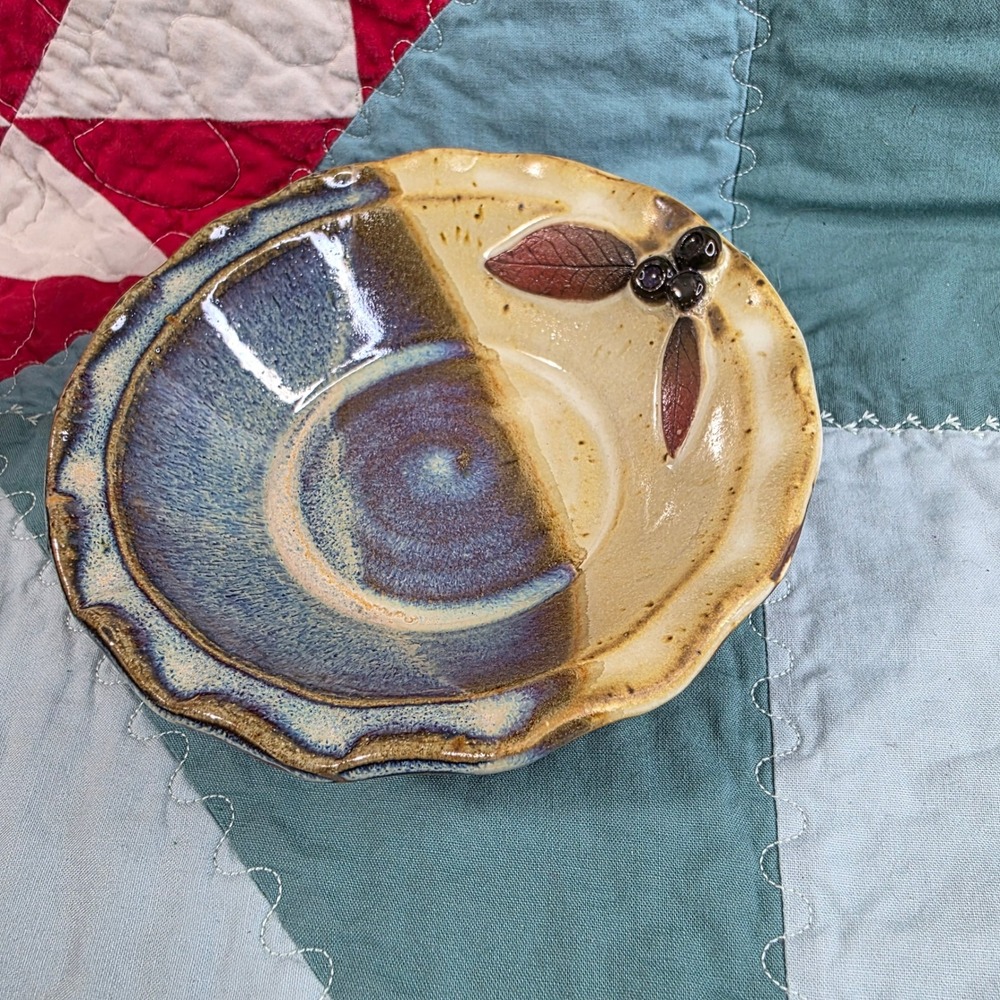 Studio Art Pottery Scalloped Bowl Small Tan Blue Berry Leaf Detail